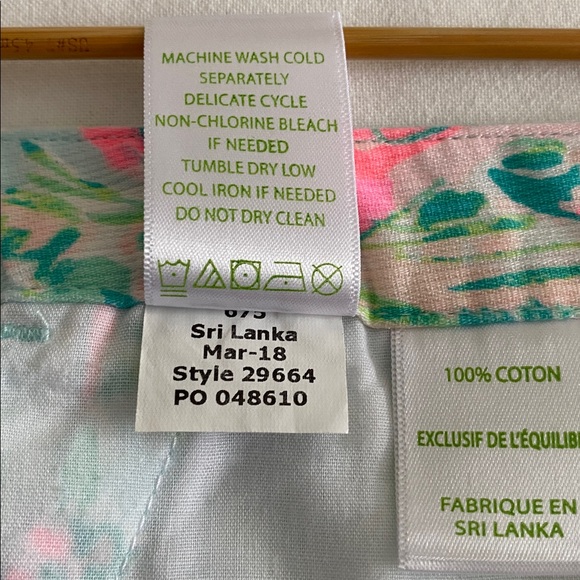 Lilly Pulitzer Adie Shorts in On Parade print Seasalt Blue colourway Side zip 12 - Picture 14 of 15